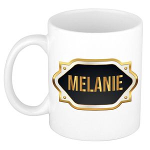 Melanie naam / voornaam kado beker / mok met goudkleurig embleem - Naam mokken