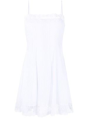 Charo Ruiz Ibiza robe en dentelle Ornella à coupe courte - Blanc