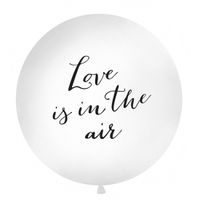 Mega ballonnen wit met Love is in the air tekst dia 100 cm Mega ballonnen wit met Love is in the air tekst dia 100 cm