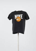 Vintage Nike T-Shirt in Black Color Size XS Vintage Nike T-Shirt in Black Color Size XS