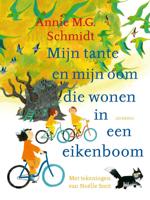 Mijn tante en mijn oom die wonen in een eikenboom (Hardback)