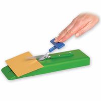 Tafelschaar op plastic voet | Schaar eenhandig gebruik | Zelfopenend | PR63052