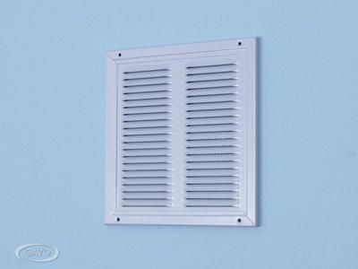 Schoepenrooster aluminium omkaderd wit RAL 9016