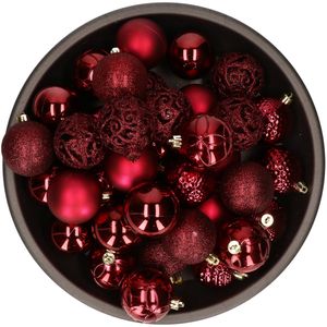 37x stuks kunststof kerstballen donkerrood (oxblood) 6 cm glans/mat/glitter mix