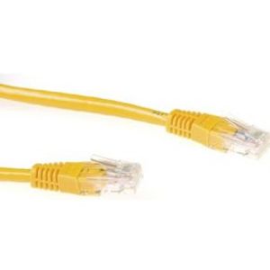 ACT Gele 10 meter U/UTP CAT6A patchkabels met RJ45 connectoren