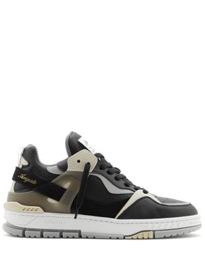 Axel Arigato baskets Astro à empiècements - Noir
