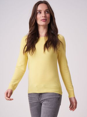 Basic fijngebreide boothals trui van biologisch cashmere