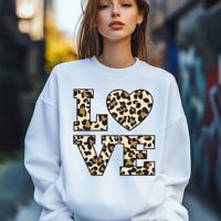 Women's Leopard Love Print Sweatshirt - Loose Crew Neck Pullover White / XL