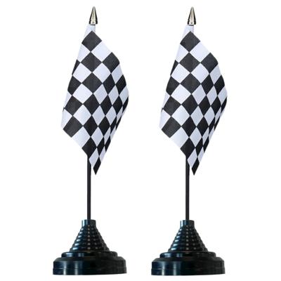 Auto Racing F1 tafelvlaggetjes - 2x stuks - 10 x 15 cm vlag - met zwarte standaard