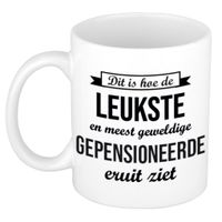 Hoe de leukste gepensioneerde eruitziet witte koffiemok / theebeker afscheidscadeau pensioen / VUT 300 ml   - - thumbnail