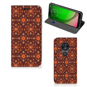 Motorola Moto G7 Play Hoesje met Magneet Batik Brown