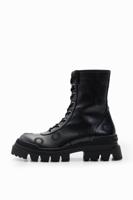 Tracklaarzen met borduursels - BLACK - 38