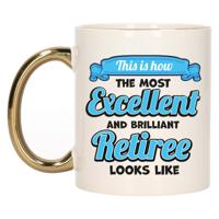 Cadeau koffie/thee mok - excellent gepensioneerde - goud/blauw - keramiek - 300 ml