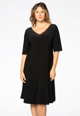 Yoek Jurk met V-hals | Zwart | Maat 58/60