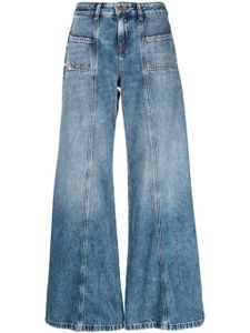 Diesel D-Akii 09h95 low waist jeans met wijde pijpen - Blauw