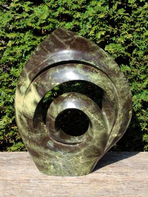 Zimbabwaans beeld Passionette, 41 cm