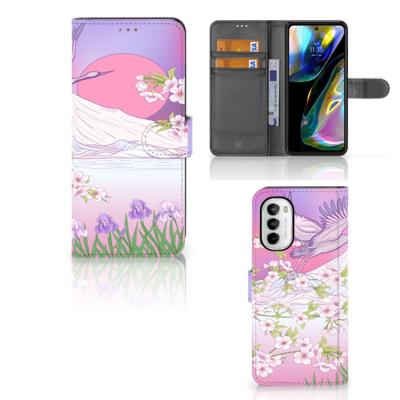 Motorola Moto G52 | Moto G82 | Telefoonhoesje | Met pasjeshouder | Bird Flying