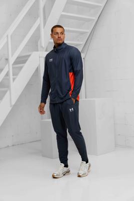 Under Armour Challenger Trainingspak Heren Grijs/Rood - Maat S - Kleur: RoodGrijs | Soccerfanshop