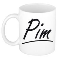 Naam cadeau mok / beker Pim met sierlijke letters 300 ml Naam cadeau mok / beker Pim met sierlijke letters 300 ml