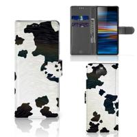 Sony Xperia 10 | Telefoonhoesje | Met pasjeshouder | Koeienvlekken