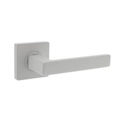 Intersteel Moderne deurklinkHera wit - 0027.171302