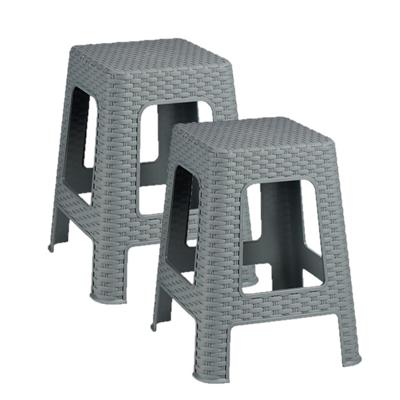 Rotan opstapje/krukje - 2x stuks - lichtgrijs - 36 x 36 x 45 cm - Keuken - badkamer - slaapkamer ops