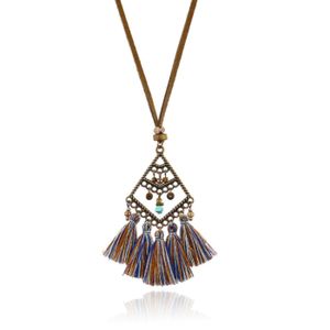 Lange multicolor Ibiza stijl dames ketting met kralen en kwastjes