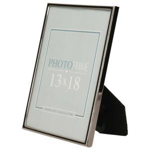 Metalen fotolijst zilver/zwart geschikt voor een foto van  13 x 18 cm   -