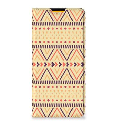 Samsung Galaxy M52 | Hoesje met Magneet | Aztec Yellow