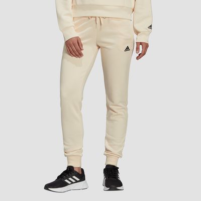 adidas Adidas essentials french terry logo joggingbroek wit/beige dames dames adidas Adidas essentials french terry logo joggingbroek wit/beige dames dames