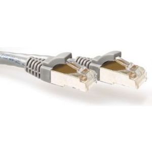 ACT Grijze 15 meter LSZH SFTP CAT6A patchkabel snagless met RJ45 connectoren