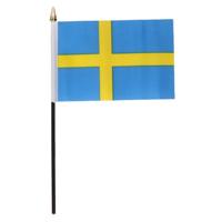 Zweden - mini vlaggetje van 10 x 15 cm op stokje - Landen vlag - H27 cm