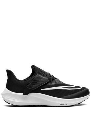 Nike baskets Pegasus FlyEase 'Black/Dark Smoke Grey/White' - Noir
