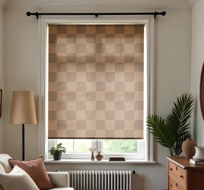 Jute vierkanten motief rolgordijn woonkamer