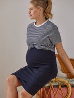 Personaliseerbare gestreept zwangerschaps- en borstvoedings t-shirt in katoen marineblauw gestreept - thumbnail