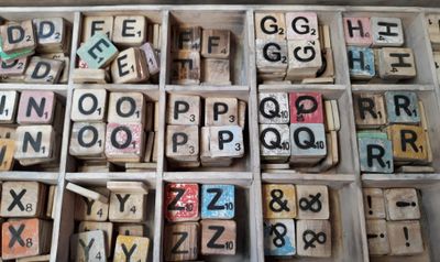Losse Scrabble letters x10 - Warentuin over Zee Losse Scrabble letters x10 - Warentuin over Zee