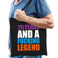 25 year legend / 25 jaar legende cadeau tas zwart voor heren - thumbnail