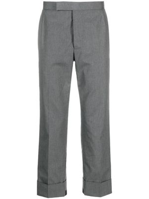 Thom Browne pantalon de costume en sergé à coupe courte - Gris
