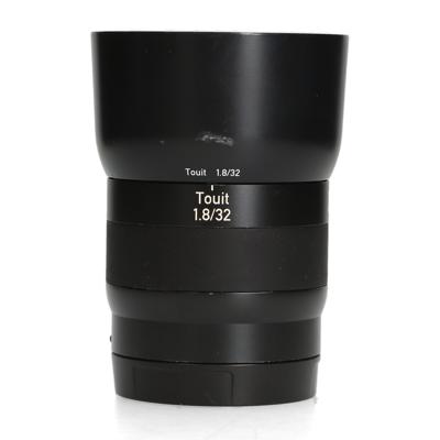 Zeiss Zeiss Touit 32mm F1.8 - Sony E