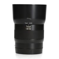 Zeiss Zeiss Touit 32mm F1.8 - Sony E