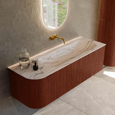 Badmeubel Mondiaz Kurve-Dlux | 135 cm | Meubelkleur Ruby | Wastafelkleur Nata | Solid surface | Wasbak rechter zijde spoelbak | Zonder kraangat(en)
