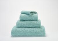Abyss & Habidecor Abyss & Habidecor Super Pile Handdoek 55x100 235 ice