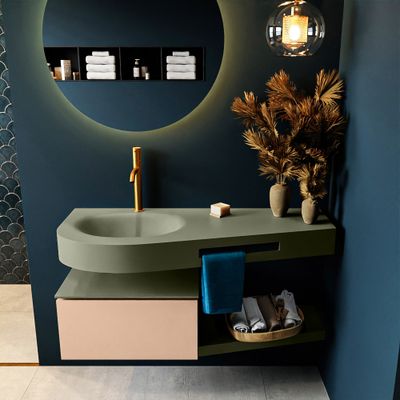 MONDIAZ RIVA 120cm badmeubel onderkast / planchet kleur Rosee met 1 lade. Wastafel DULCET links 1 kraangat kleur Army. MONDIAZ RIVA 120cm badmeubel onderkast / planchet kleur Rosee met 1 lade. Wastafel DULCET links 1 kraangat kleur Army.