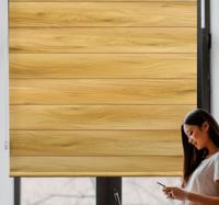Rolgordijnen woonkamer Licht houtpatroon