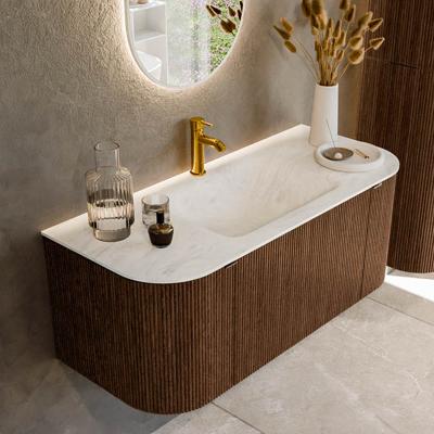 Badmeubel Mondiaz Kurve-Dlux | 110 cm | Meubelkleur Walnut | Wastafelkleur Opalo | Solid surface | Midden spoelbak | 1 kraangat