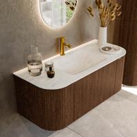 Badmeubel Mondiaz Kurve-Dlux | 110 cm | Meubelkleur Walnut | Wastafelkleur Opalo | Solid surface | Midden spoelbak | 1 kraangat