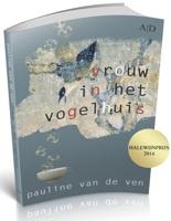 Vrouw in het vogelhuis (Paperback)
