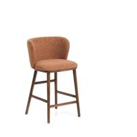 Kave Home Ciselia barkruk H65 dik chenille Terra poot donker hout