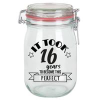 Verjaardag cadeau voorraadpot - leeftijd 16 jaar - glas - 1 liter - snoeppot Verjaardag cadeau voorraadpot - leeftijd 16 jaar - glas - 1 liter - snoeppot
