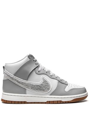 Nike baskets montantes Dunk Retro - Gris